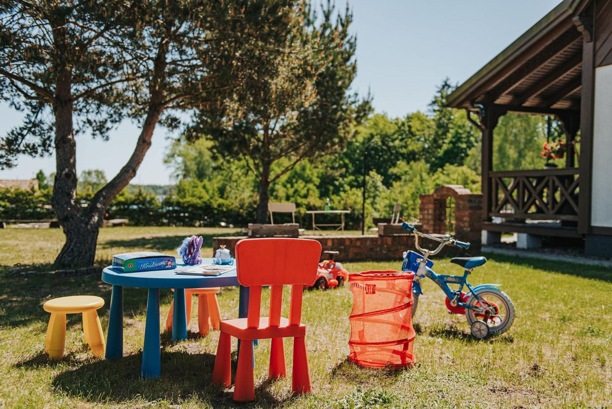 Villa Rajski Domek Nad Jeziorem Radacz Borne Sulinowo Exterior foto